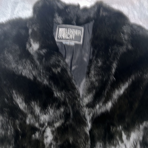 Short real fur coat fully lined with inner side pockets size small (vintage). - Picture 3 of 5
